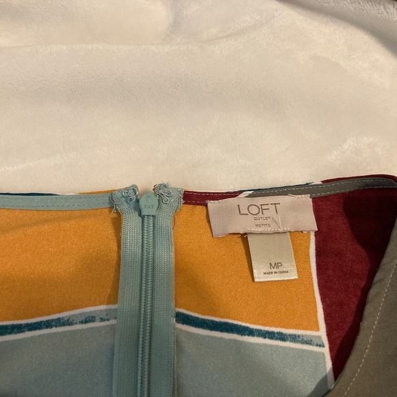 LOFT Outlet - Mini Shift Sleeveless Dress - MP - Picture 5 of 10